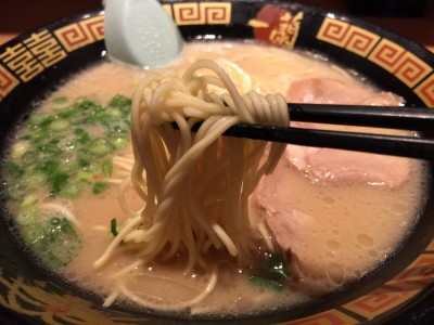 一蘭の麺は細麺