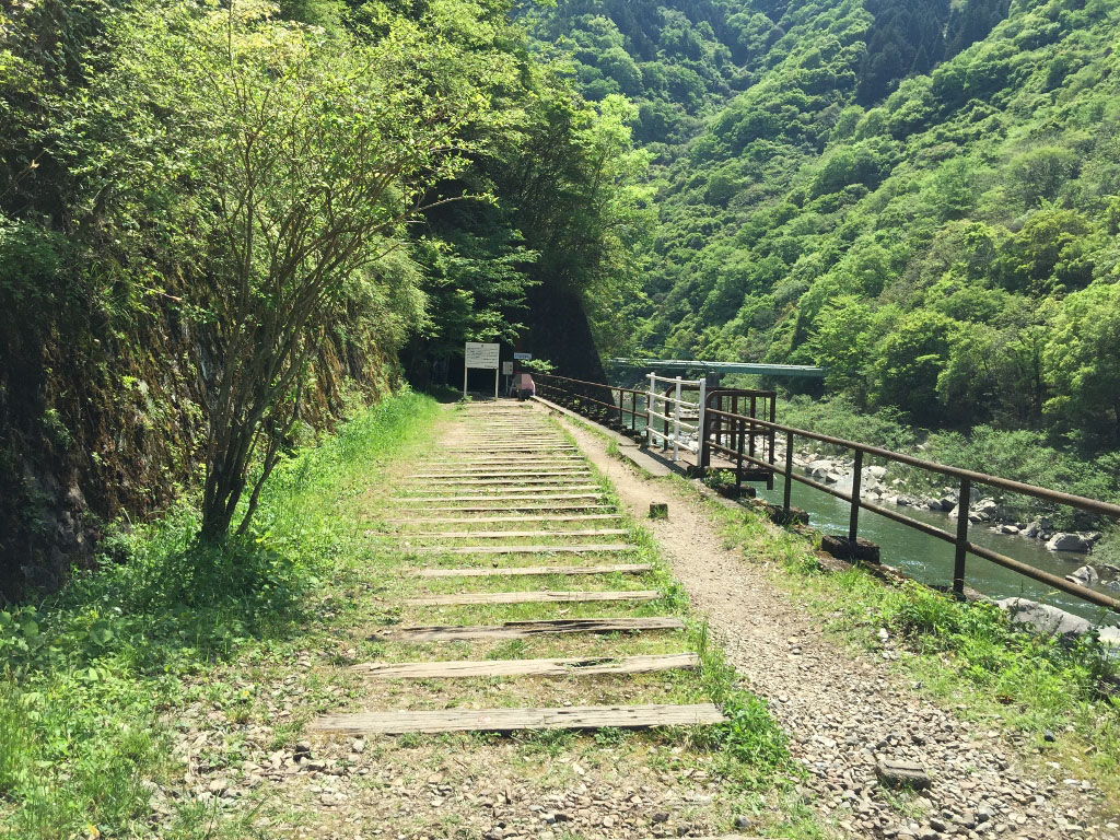 武田尾廃路線ハイキングコース