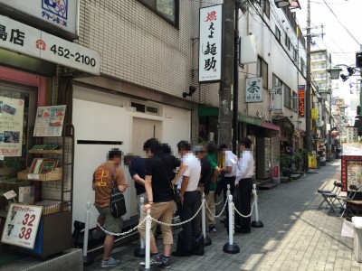 燃えよ麺助