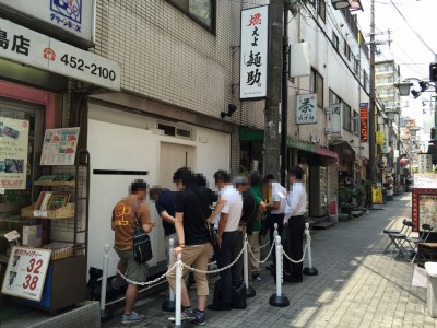 燃えよ麺助