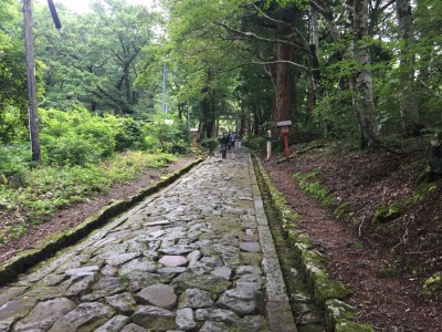 大神山神社奥宮・参道石畳2