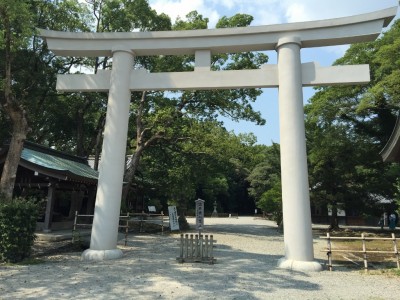 日前宮鳥居