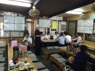 満幸商店・店内