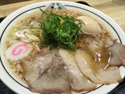 豚骨清湯味玉ラーメン具材