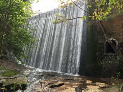 るり渓自然公園・渓流歩道