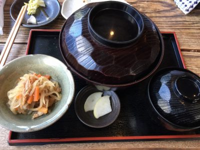 すじかま「すじ丼」