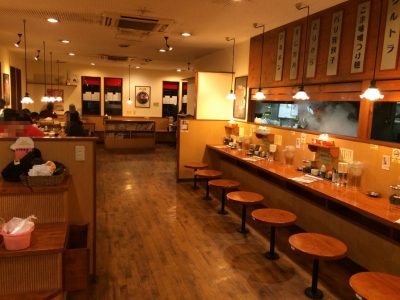希望軒・泉南店店内
