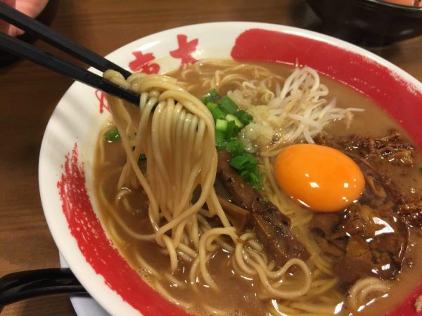 徳島ラーメンの麺