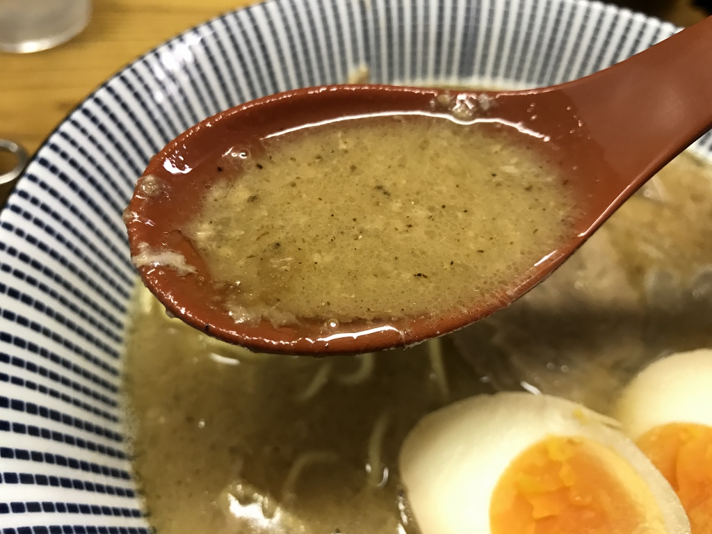 超濃厚ラーメン「美與志堂」（ミヨシドウ）