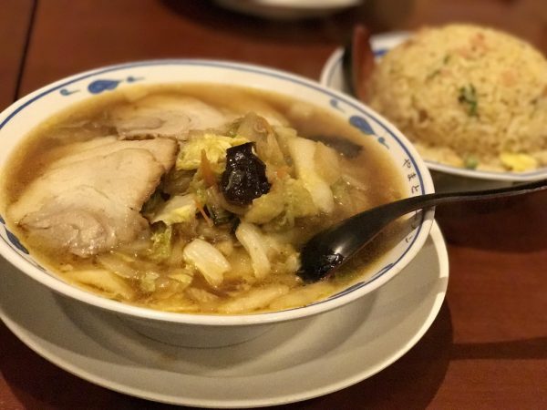 やまとラーメンチャーシュー入・チャーハンセット