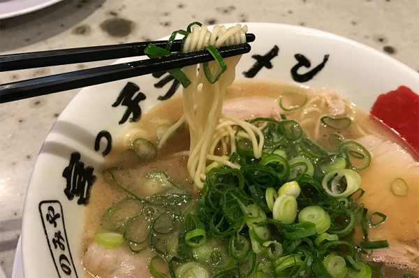 細めの麺