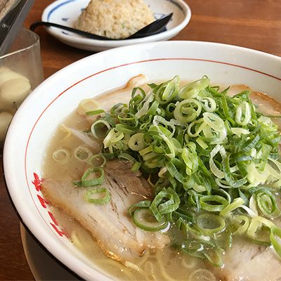 とんこつラーメン エース軒