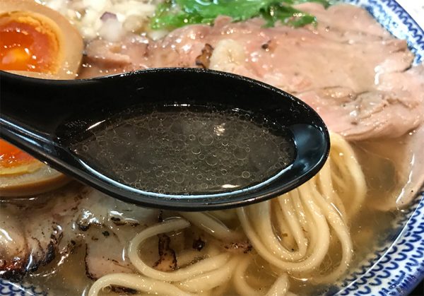 飛魚だしラーメン 熟玉そば 絶品スープ