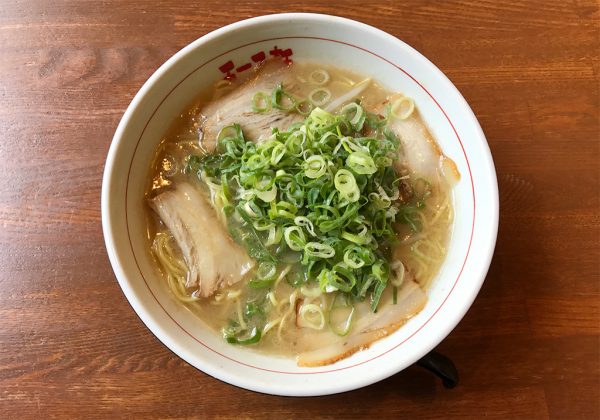 エース軒とんこつラーメン