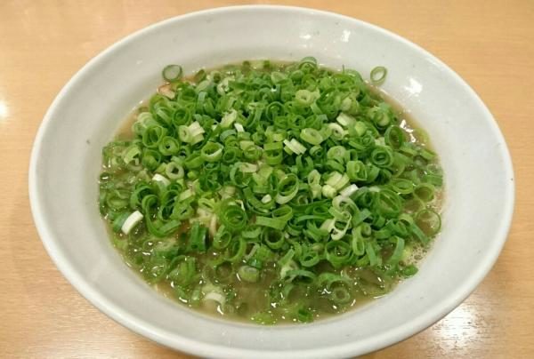 和歌山ラーメン まるイ 葱たっぷりラーメン