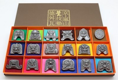 4cmミニ鬼瓦18セット（化粧箱入り）