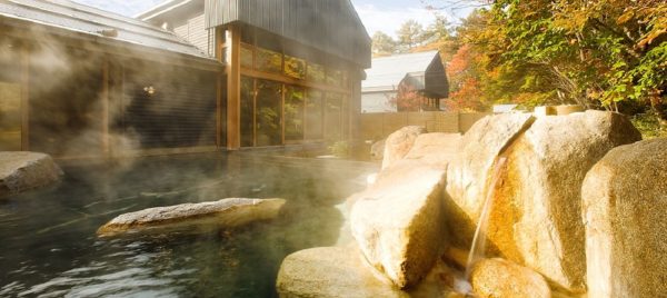 長野 軽井沢 星野温泉 トンボの湯